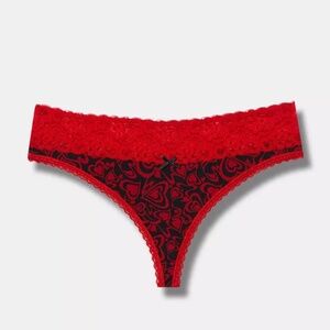 Torrid Panties 2X-Thong Cotton Red Black Hearts Lace Trim Mid Rise Plus Size NWT